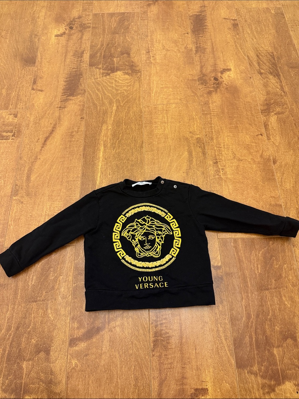 Young Versace boys 12M Black & Gold Medusa Logo Kids Sweatshirt